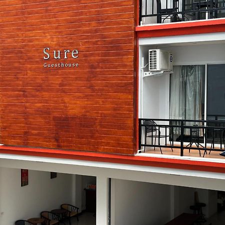 Sure Guesthouse Kamala Beach Buitenkant foto