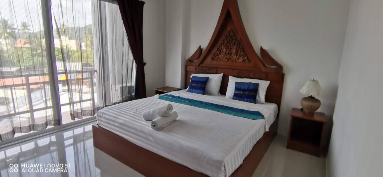 Sure Guesthouse Kamala Beach Buitenkant foto