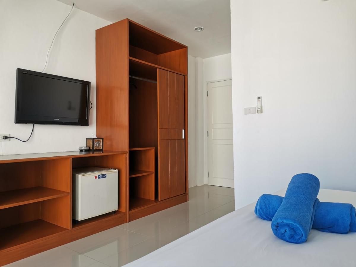 Sure Guesthouse Kamala Beach Buitenkant foto